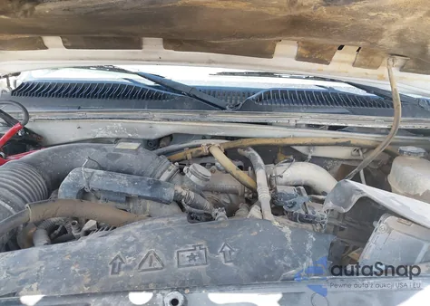 2004 GMC Sierra 2500Hd Sle z USA, uszkodzony, nr VIN 1GTHC23264F212696